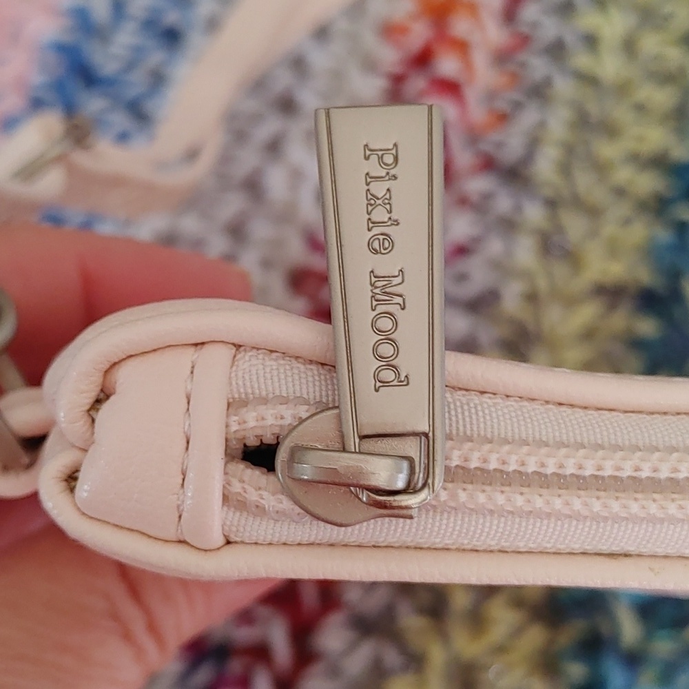 💚Pixie Mood Crossbody Bag with Wristlet - Picture 5 of 12